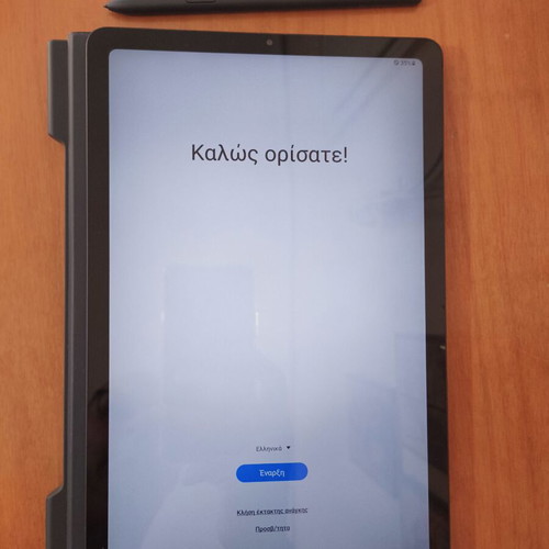 Samsung Galaxy Tab S6 Lite 4G/LTE tablet like new with S Pen and case