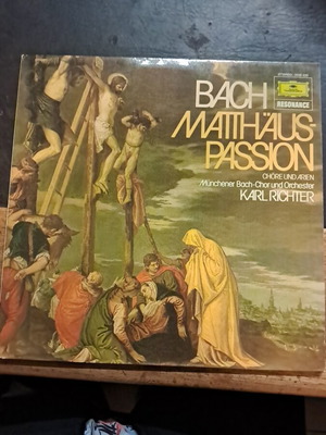 Matthaus Passion BWV 244 record used, good condition