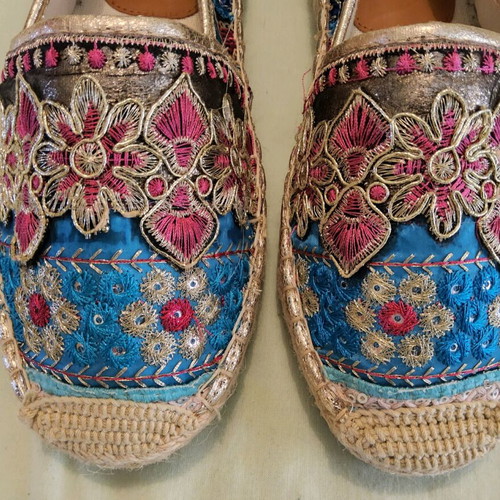 Migato women's espadrilles new, multicolor with embroidery, size 37