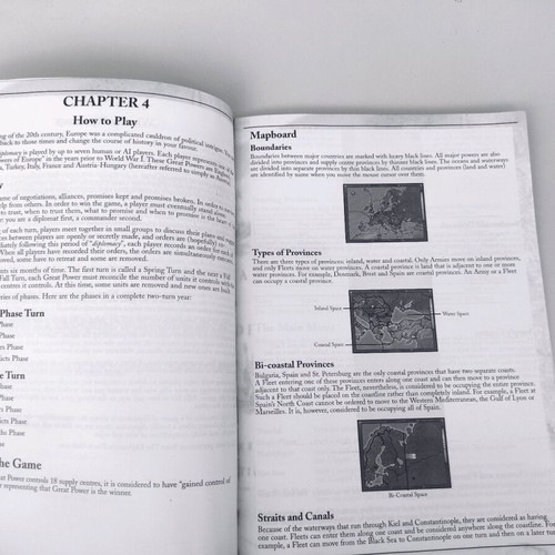 Avalon Hill's Diplomacy PC game like new, strategy