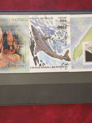 Madagascar Thematic Stamp Set like new, whale fish map