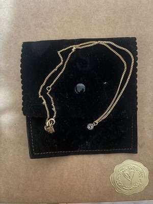 Steel necklace new, discreet design