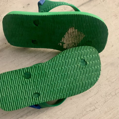 Havaianas Baby Marvel Sandals like new, size 25-26