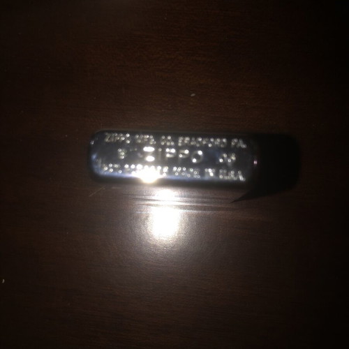 Zippo lighter like new