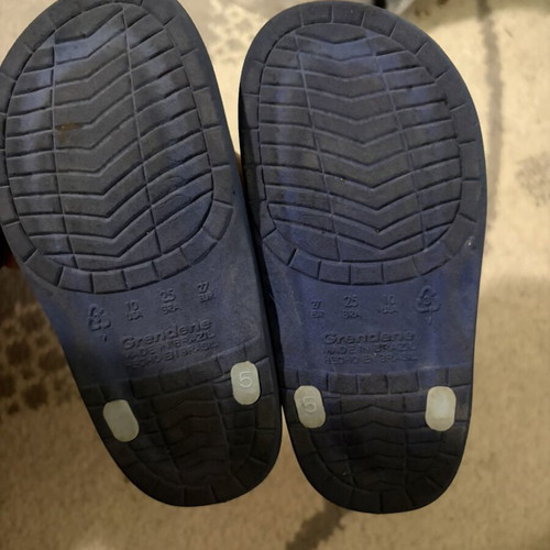 Ipanema sandals size 25, blue, like new, lightly worn