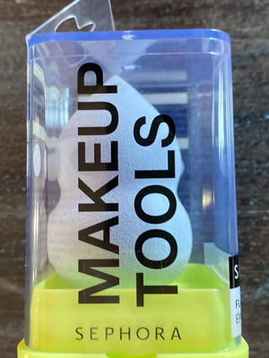 Flawless Complexion makeup sponge new from Sephora