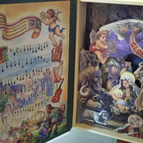 Christmas music box like new with moving images