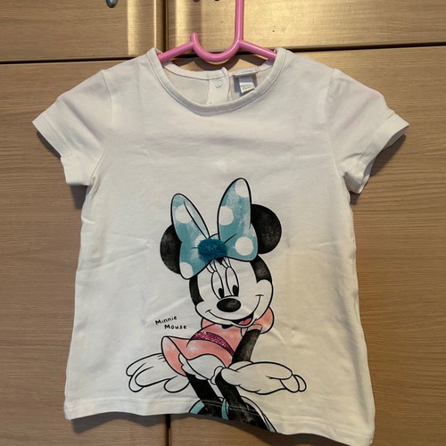 Short-sleeve t-shirts used, pack of 4, 18-24 months, Disney and Tommy Hilfiger