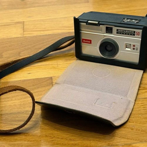 Kodak vintage camera used with case