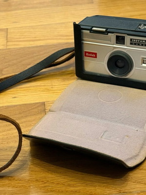 Φωτογραφική μηχανή Kodak vintage μεταχειρισμένη με θήκη