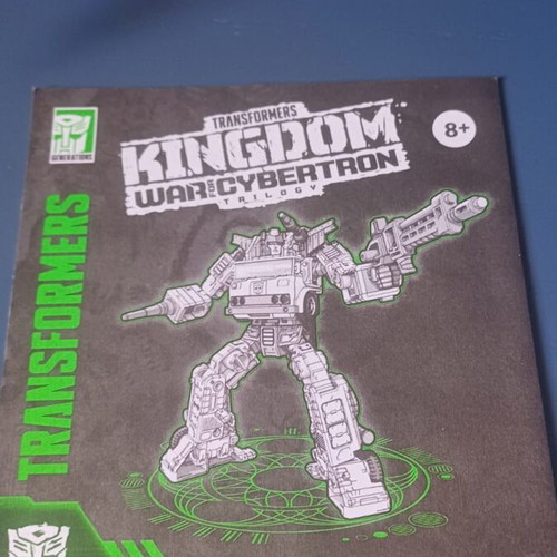 War for Cybertron Kingdom Voyager class Autobot Inferno figure like new