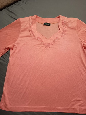 Pietro ροζ κοντομάνικη μπλούζα με κέντημα λουλουδιών και στρας, XL