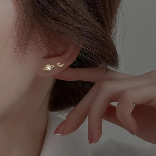 women's earrings made of stainless steel and zirconia