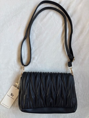 Bag new black with detachable strap