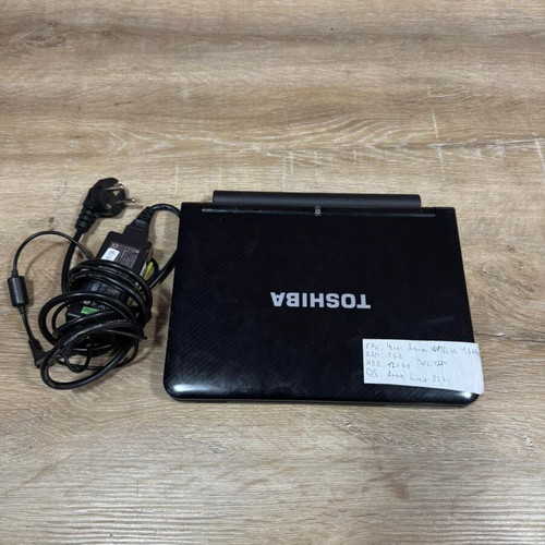 Toshiba NB200-10P Compact Netbook used with Ubuntu Linux