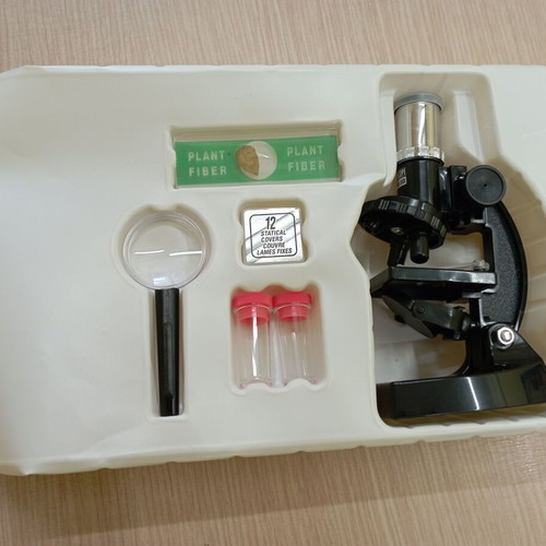 Children's microscope like new educational