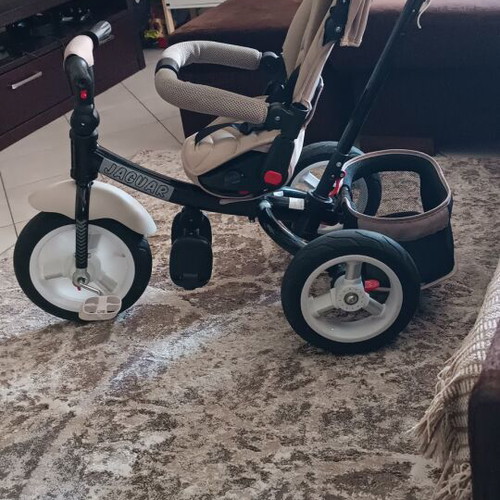 Children's tricycle bike with parent handle, neutral color