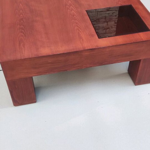 Coffee table like new, dimensions 100x100x40 cm