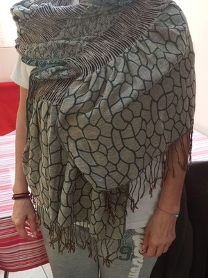 Pashmina new 190 cm with animal print and pleated texture