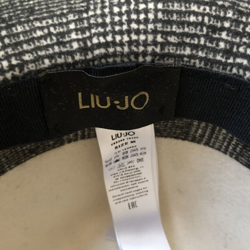Liu Jo wool hat like new, size M, white and gray