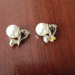 Earrings with clip like new