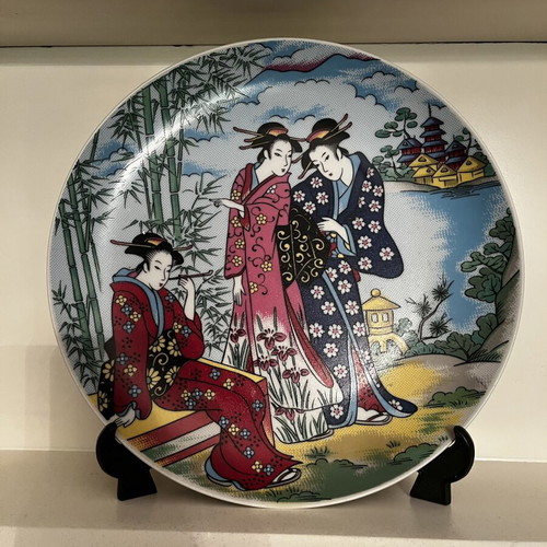 Chinese plate like new for home decor