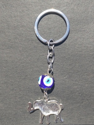 Keychain accessory like new with ring