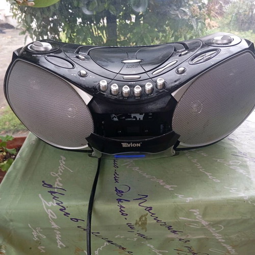 Radio Cassette Player with CD MP3 like new in very good condition