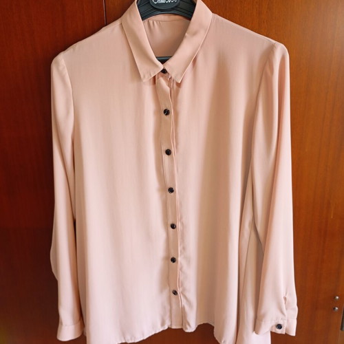 Shirt in salmon color by Figaro like new, size M