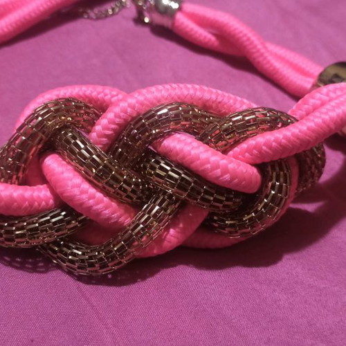 Necklace like new