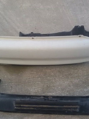 Προφυλακτήρας πίσω Seat Cordoba μεταχειρισμένος με μεταλλική υποστήριξη