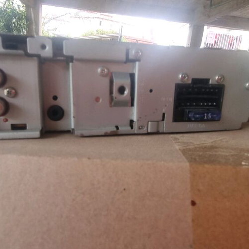 Ράδιο αυτοκινήτου JVC με CD και 6 μνήμες σαν καινούργιο