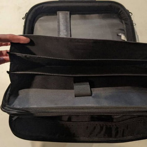Bodyglove laptop bag used, black, sturdy with multiple compartments