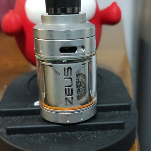 Geekvape Zeus Sub Ohm Tank atomizer used… - € 11,00