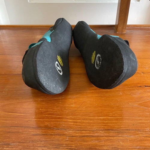 Scarpa Boostic climbing shoes like new, size 40