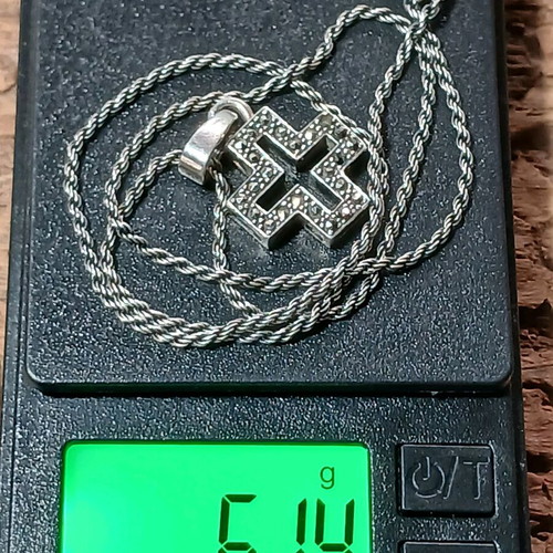 Silver cross with 925 chain used with missing stone