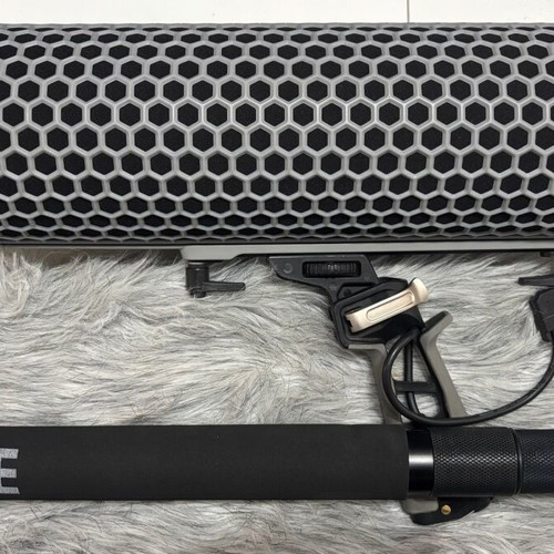 Rode Boom Kit like new with 3m Boompole, Blimp MkII and TASCAM DR-100MKII