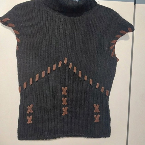 Y2K sleeveless sweater, black, size S/M