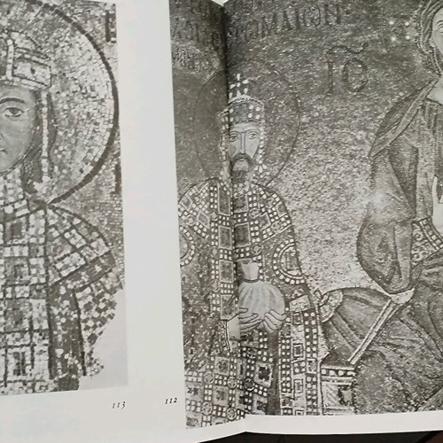 Byzantine Art book used, Greek language, sciences genre