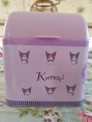 Kuromi office organizer used, 15x17x10 cm