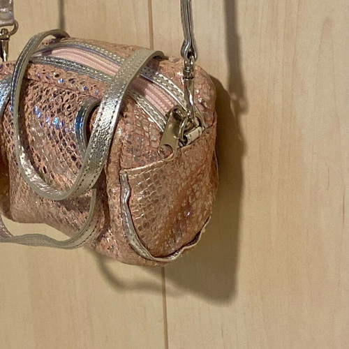 Crossbody bag Achilleas Accessories pink and silver new