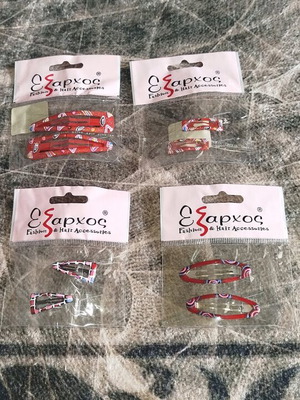 Set of 8 red hair clips new