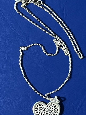 Silver Necklace 925 with Filigree Heart pendant, like new