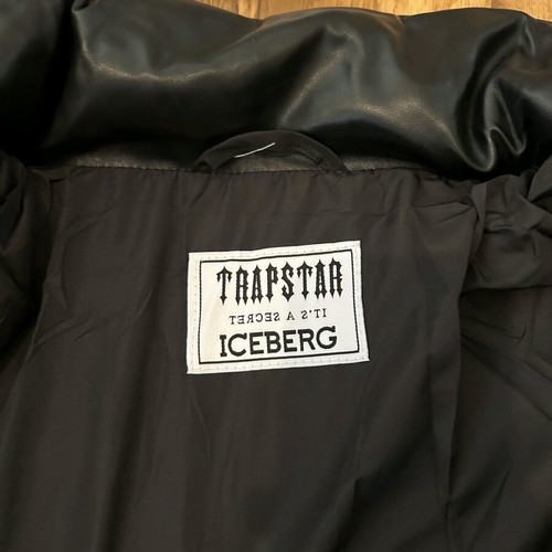 Trapstar jacket, brand new with tags