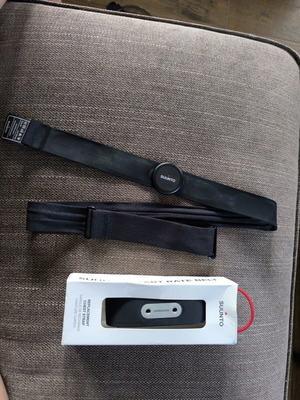 Suunto ζώνη καρδιακών παλμών με καινούργια ζώνη μεταχειρισμένη