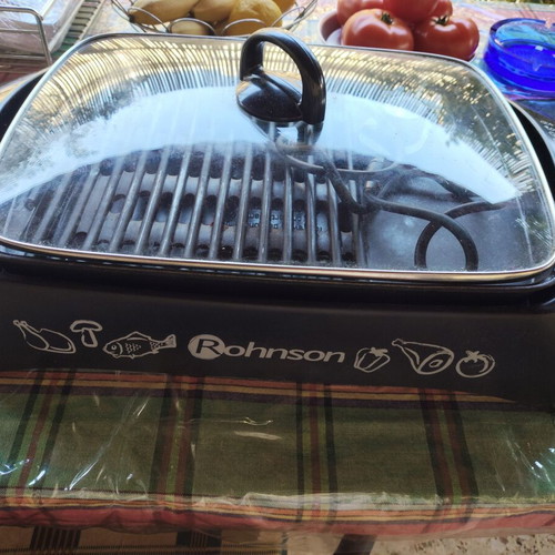 Rohnson electric grill used, good condition, functional