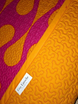 Guy Laroche Double Quilt new, Drop Fuchsia design