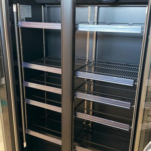 Refrigerated Display Case 800L New, 117x68x200 cm, Fan Cooling