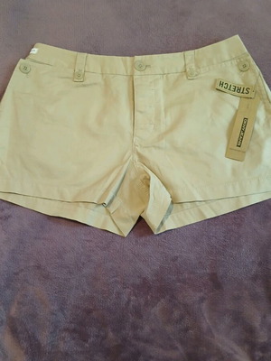 DKNY women's shorts new, beige, size S