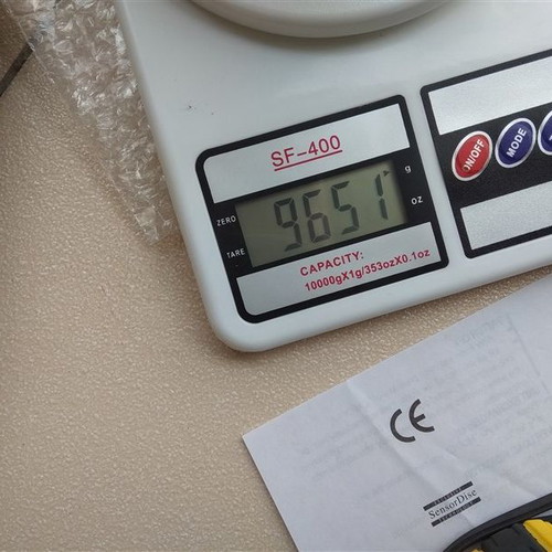 Ψηφιακή ζυγαριά 10 κιλών καινούργια με συσκευή μασάζ δώρο